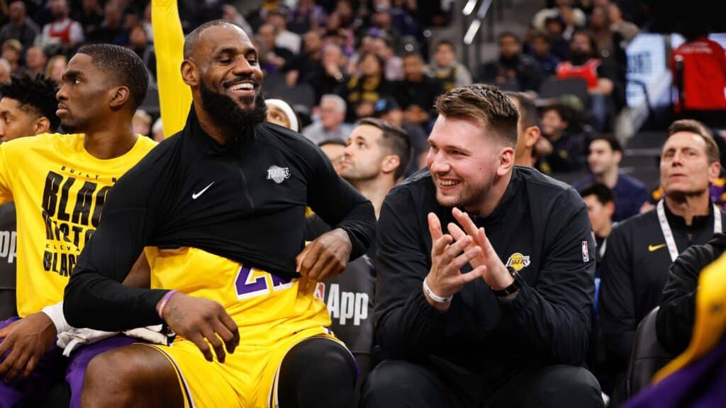 Con su reciente triunfo, los Lakers han asegurado su clasificación a los Playoffs. Agradecimientos especiales a Diario As por la información.